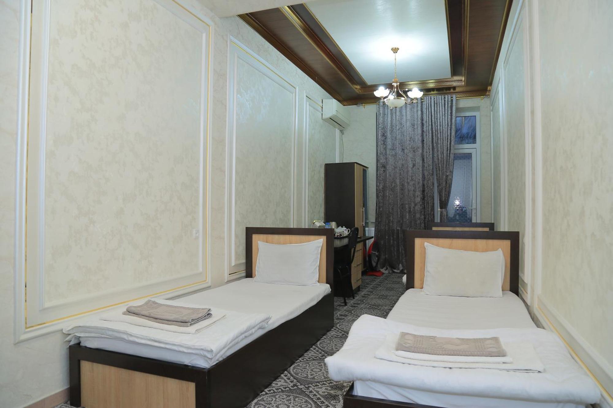 Hostel Farovon Marghilon Extérieur photo